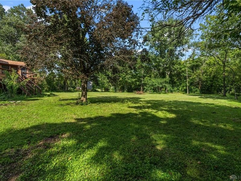 7330 Silver Lane, Butler Township, OH 45414 Photo 4