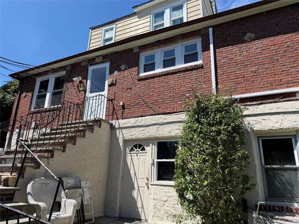 40 Paula Avenue , Yonkers, NY 10704
