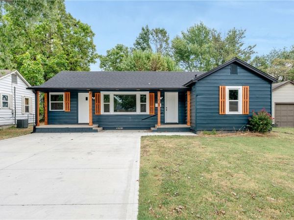 1023 Lowell Road , Springdale, AR 72764