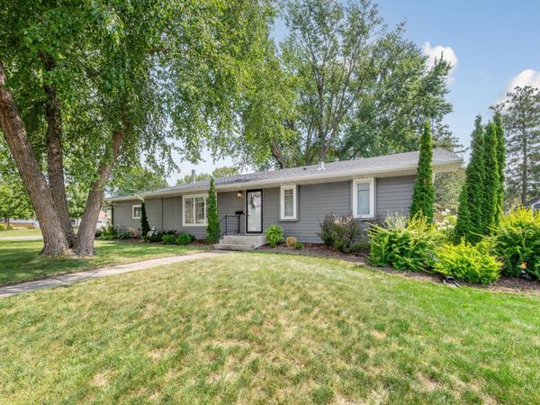 1019 Valley View Road, Faribault, MN 55021