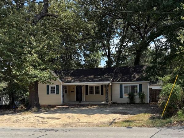 1310 Rains, Jonesboro, AR 72401
