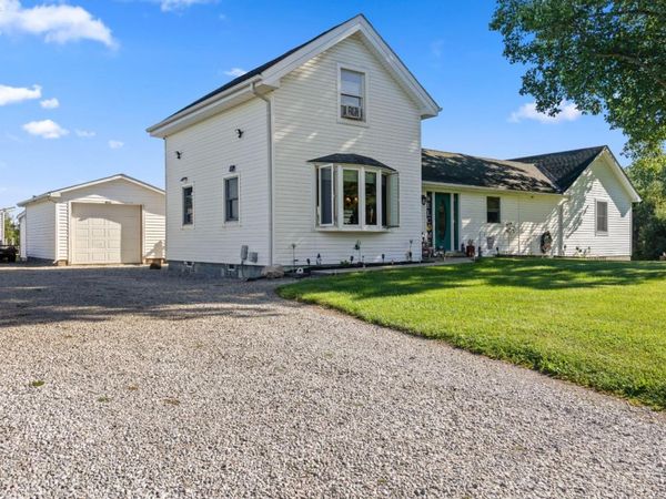 43976 Webster Rd, Wellington, OH 44090