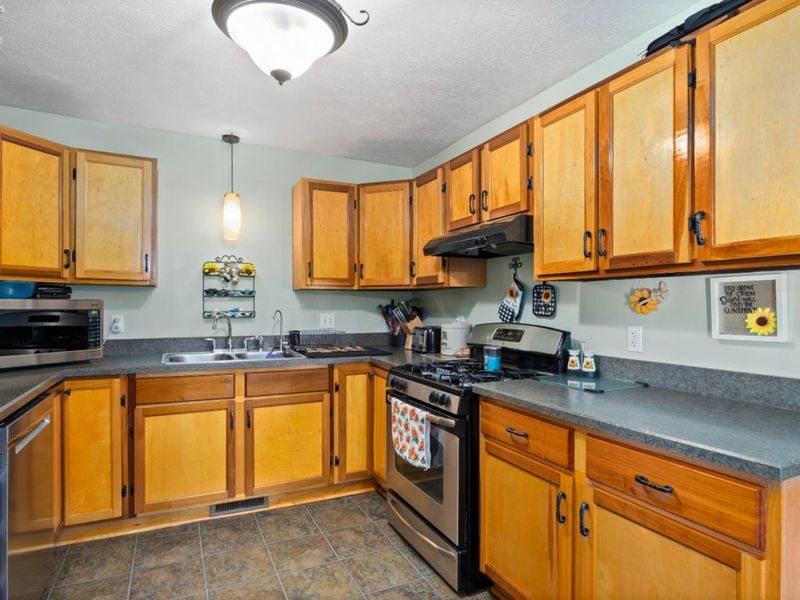 43976 Webster Rd, Wellington, OH 44090 Photo 12