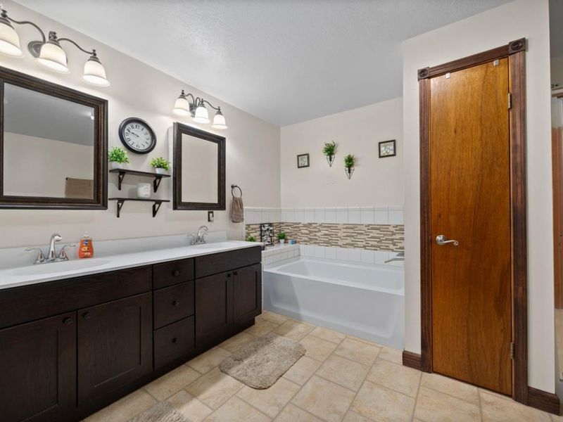 43976 Webster Rd, Wellington, OH 44090 Photo 20