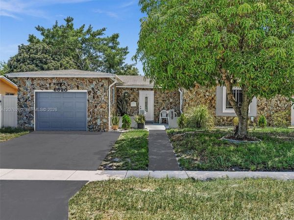 6520 SW 7th Ct , North Lauderdale, FL 33068