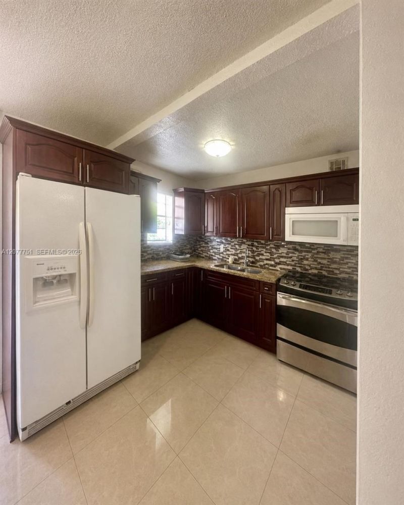 2361 SW 27th St , Unit 1, Miami, FL 33133 Photo