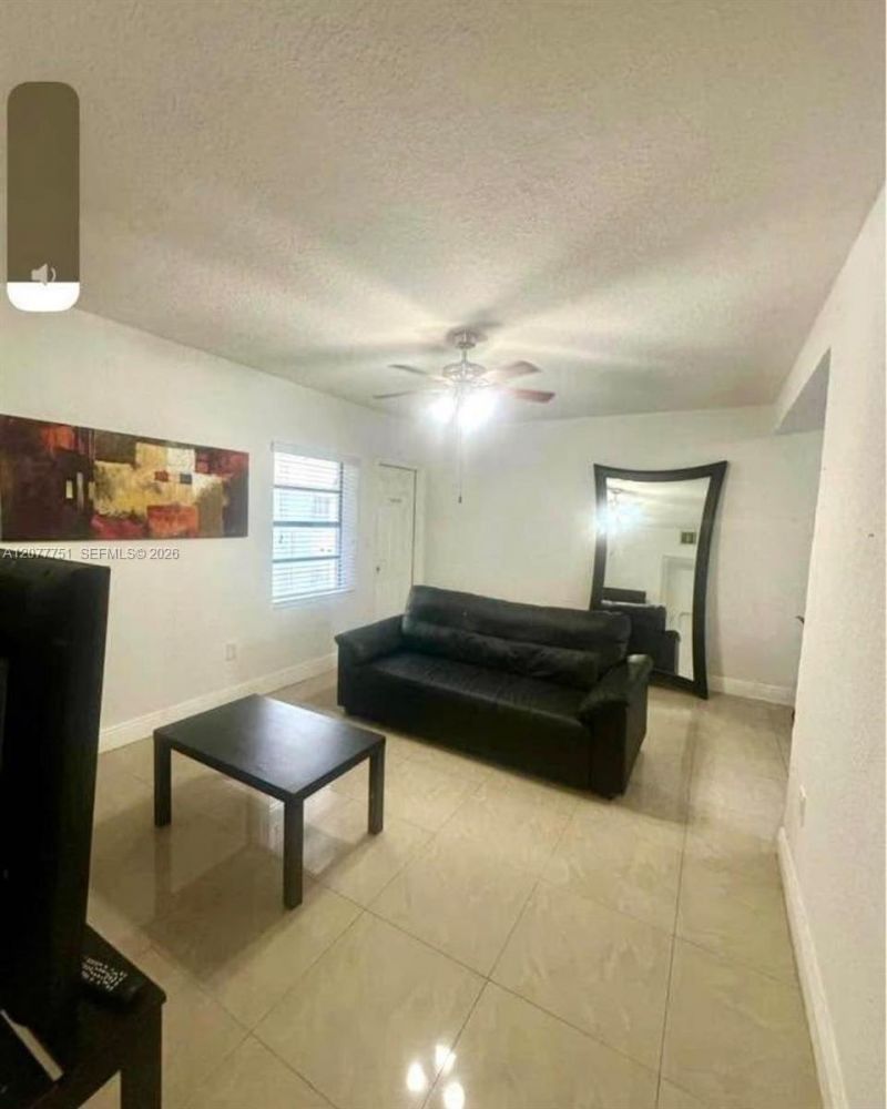 2361 SW 27th St , Unit 1, Miami, FL 33133 Photo