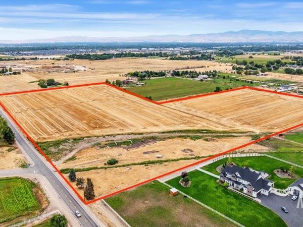 2780 S Black Cat Rd, Meridian, ID 83642