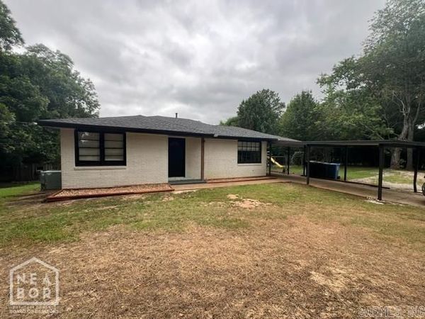1827 Greensboro Road, Jonesboro, AR 72405