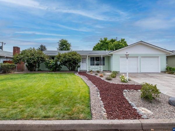 1306 27th Av SE, Albany, OR 97322
