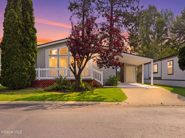 4882 W Cougar CIR , Coeur d'Alene, ID 83815