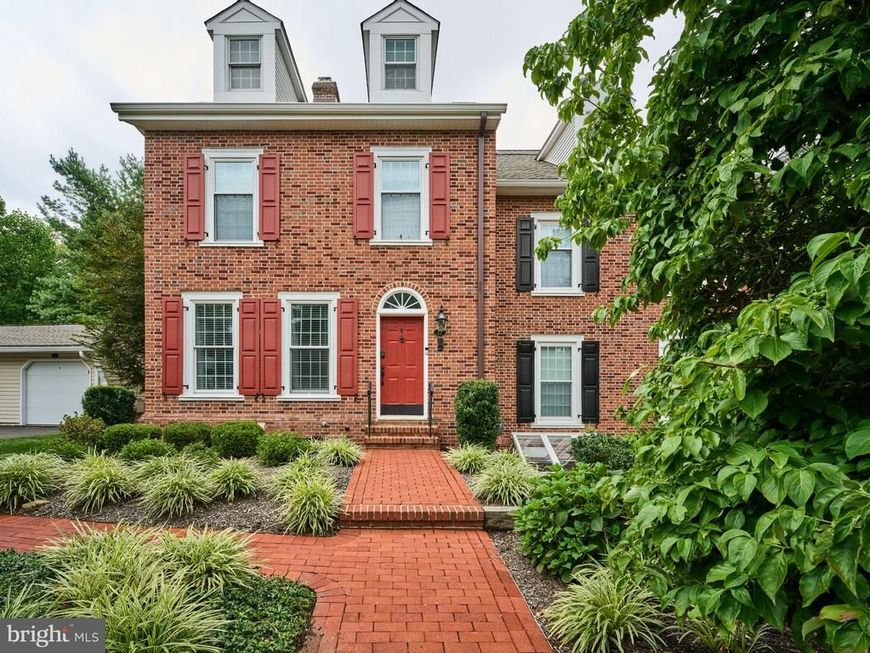 27 Sentinel Road, Unit 139, Washington Crossing, PA 18977 Main Photo
