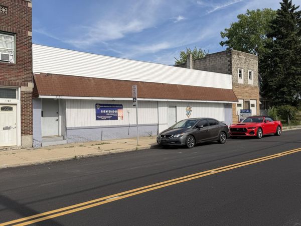 1355 E Broadway St E Broadway Street, Toledo, OH 43605