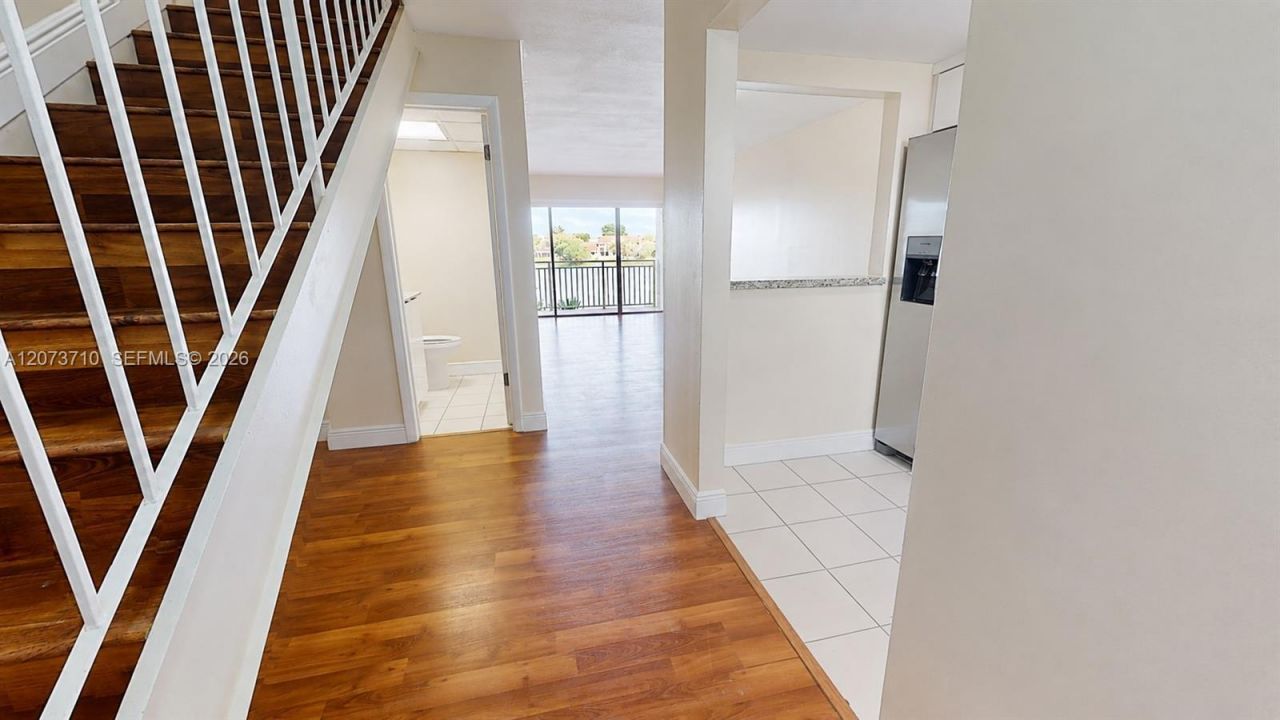 9363 Fontainebleau Blvd, Unit H205, Miami, FL 33172 Photo