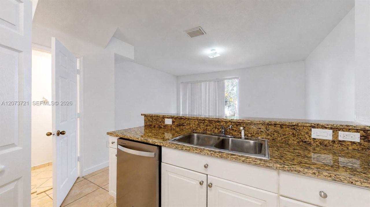 2929 SE 2nd St , Unit 7, Homestead, FL 33033 Photo