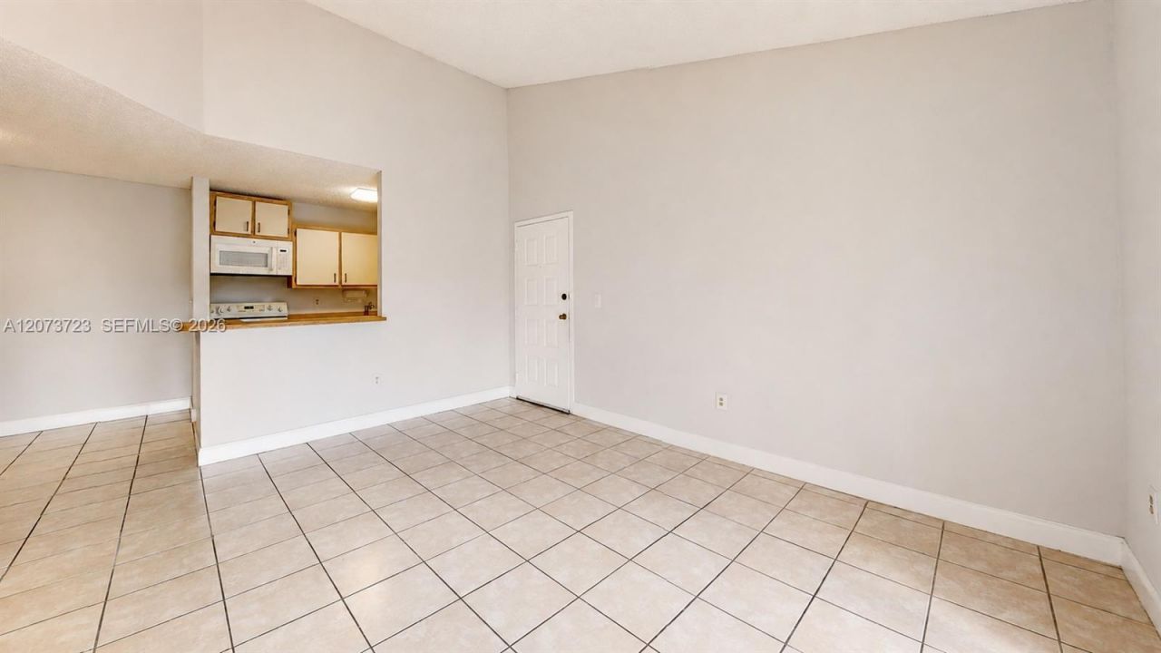 15600 SW 80th St , Unit L-304, Miami, FL 33193 Photo