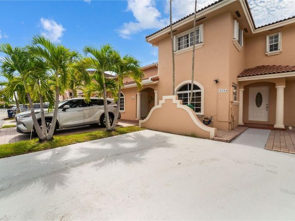 15354 SW 36th Ter , Miami, FL 33185