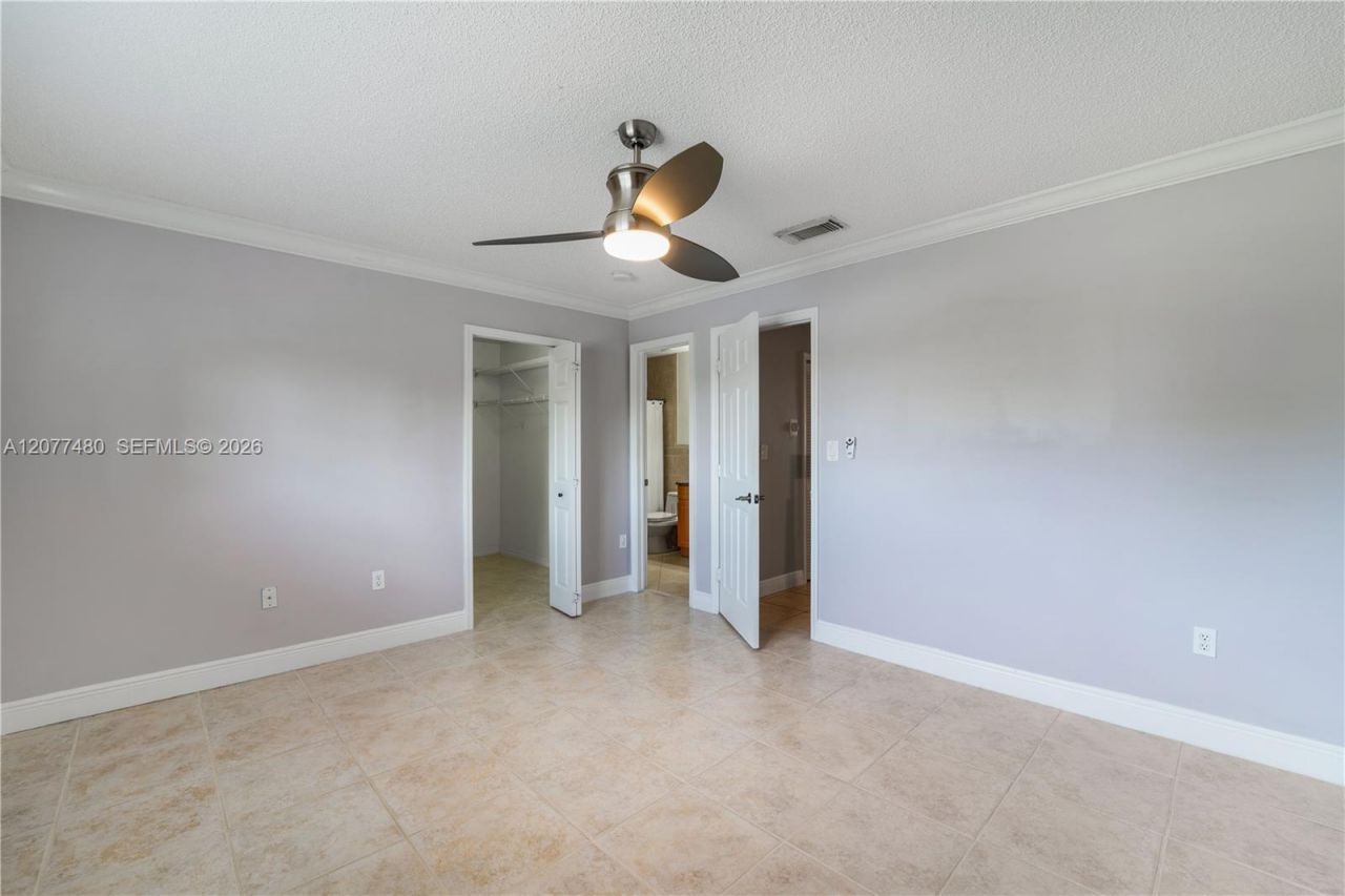 15354 SW 36th Ter, Miami, FL 33185 Photo