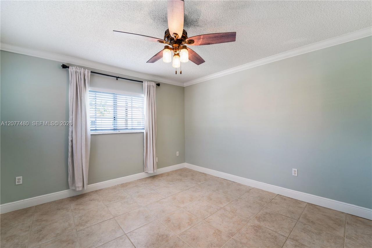 15354 SW 36th Ter, Miami, FL 33185 Photo