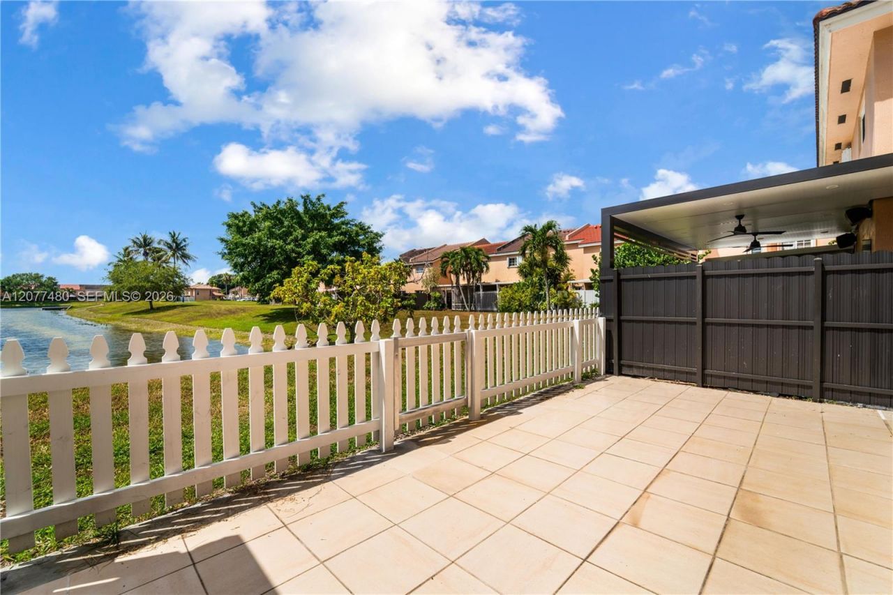 15354 SW 36th Ter, Miami, FL 33185 Photo