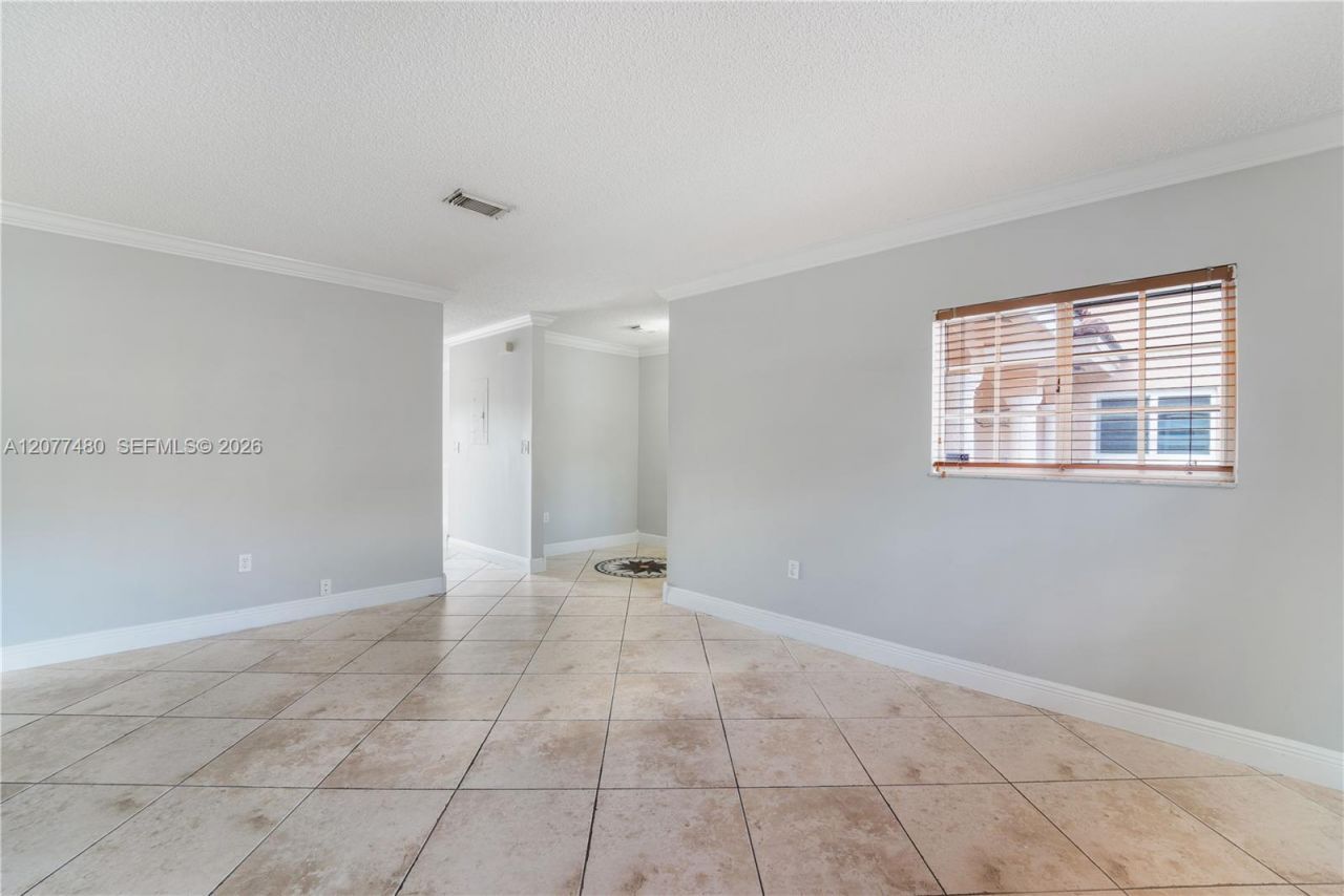 15354 SW 36th Ter, Miami, FL 33185 Photo