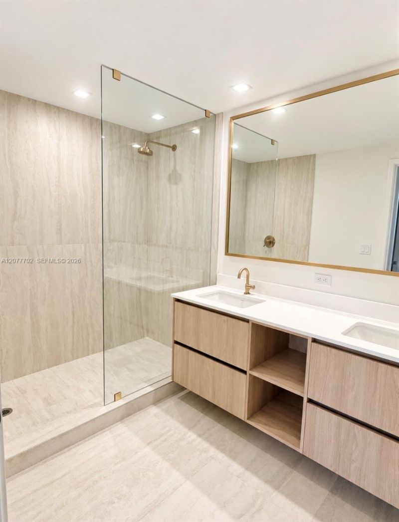 77 SE 5th St, Unit 1903, Miami, FL 33131 Photo