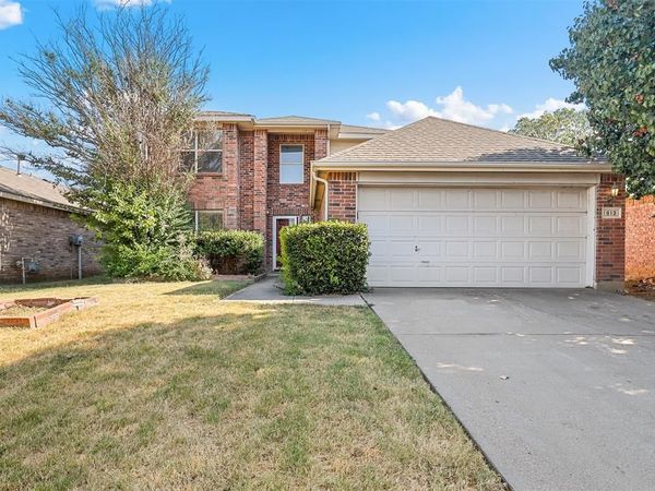 813 Jockey Club Lane, Fort Worth, TX 76179