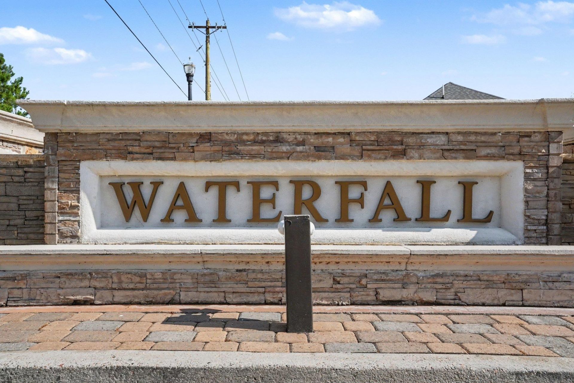 217 Waterfall Circle Photo 44