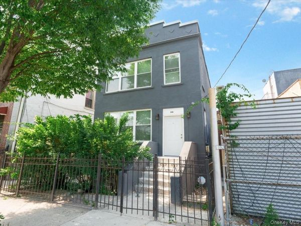 910 E 226th Street , Bronx, NY 10466