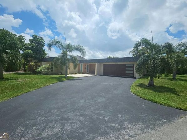 6104 Royal Poinciana Lane, Tamarac, FL 33319