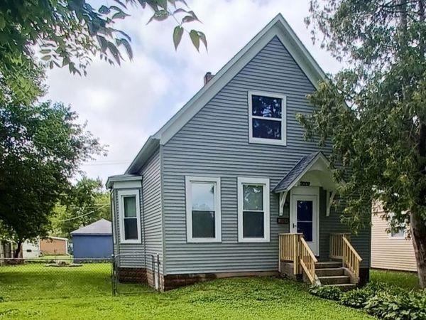 2009 Carmel Boulevard , Zion, IL 60099