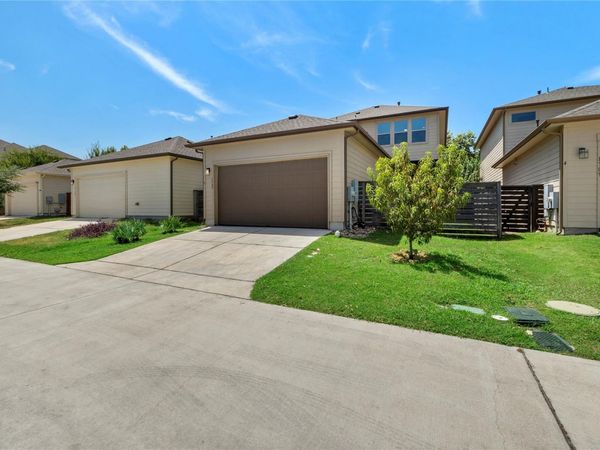 1709 Lawrence ST, Austin, TX 78741