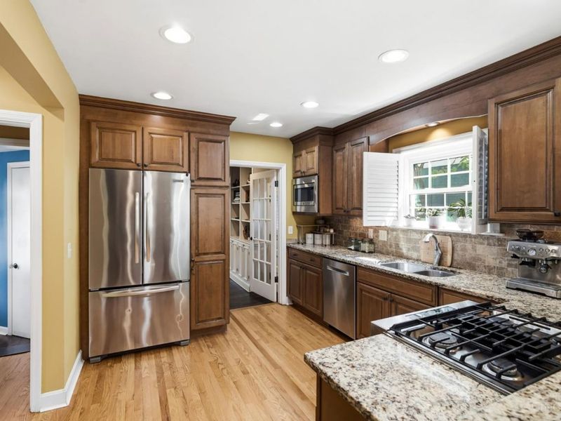 7050 Mt Vernon Avenue, Mariemont, OH 45227 Photo 13