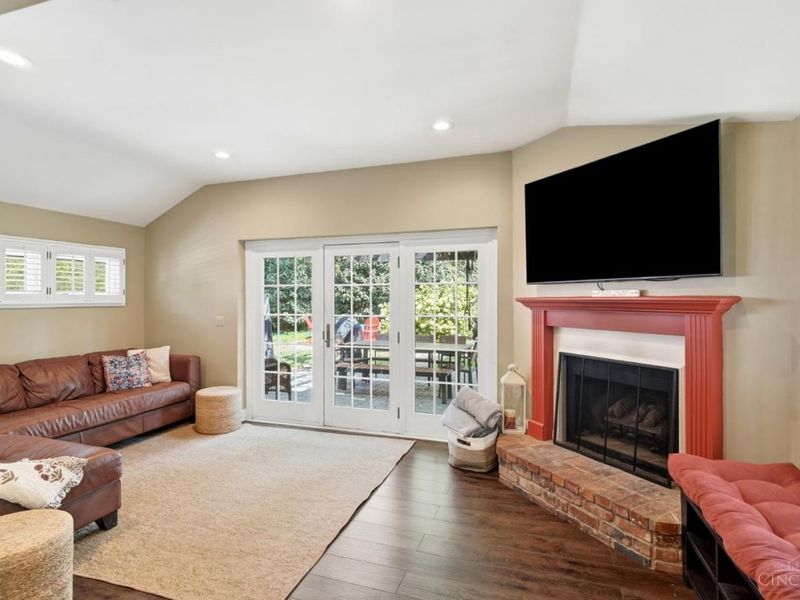 7050 Mt Vernon Avenue, Mariemont, OH 45227 Photo 17