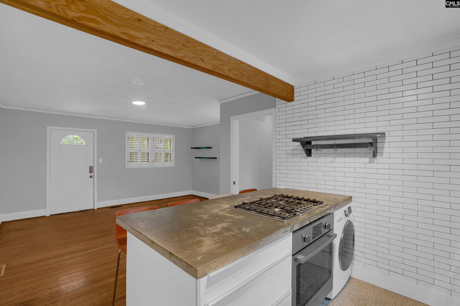 3844 Wilmot Avenue  Photo 10