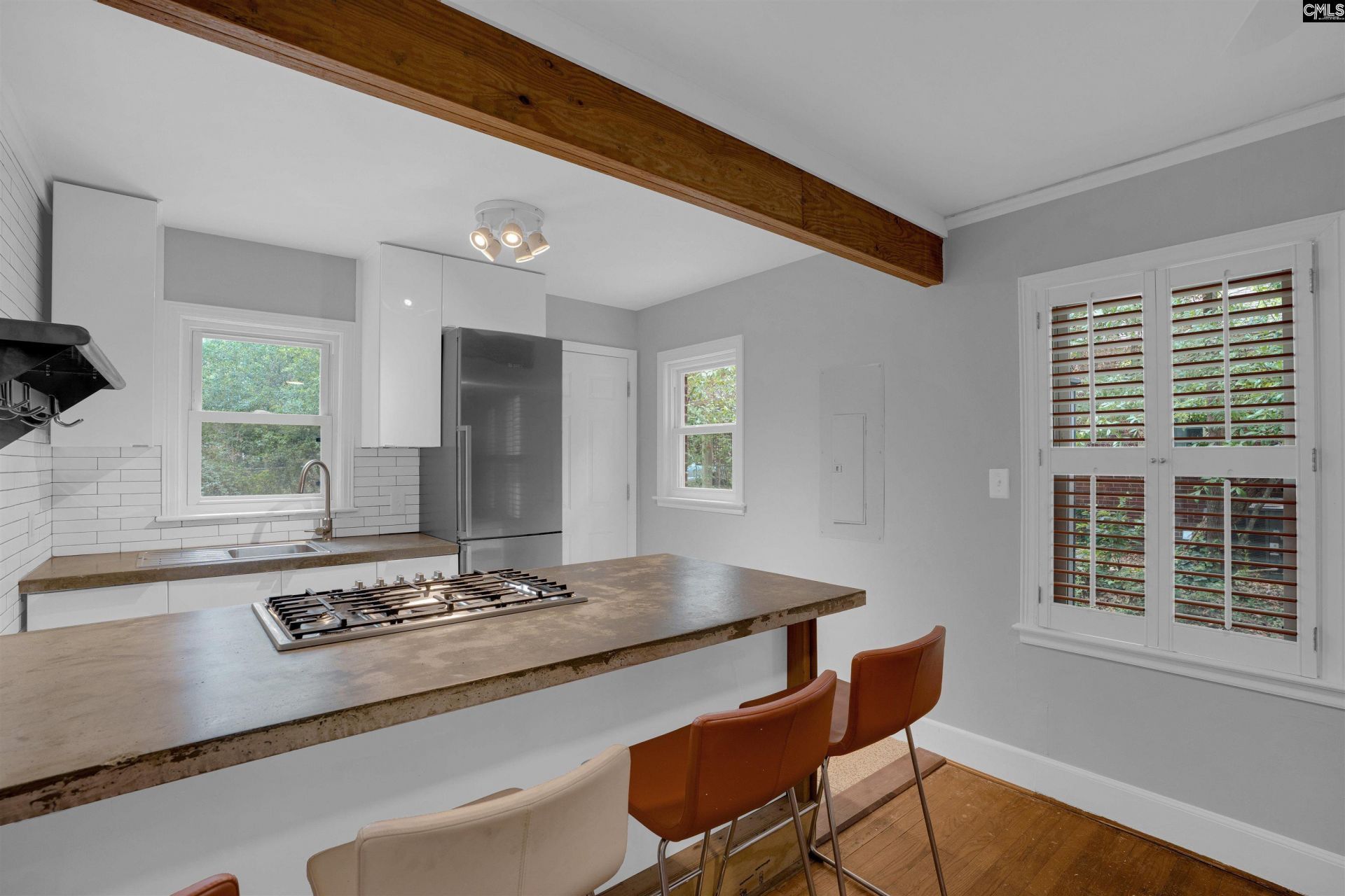3844 Wilmot Avenue  Photo 9