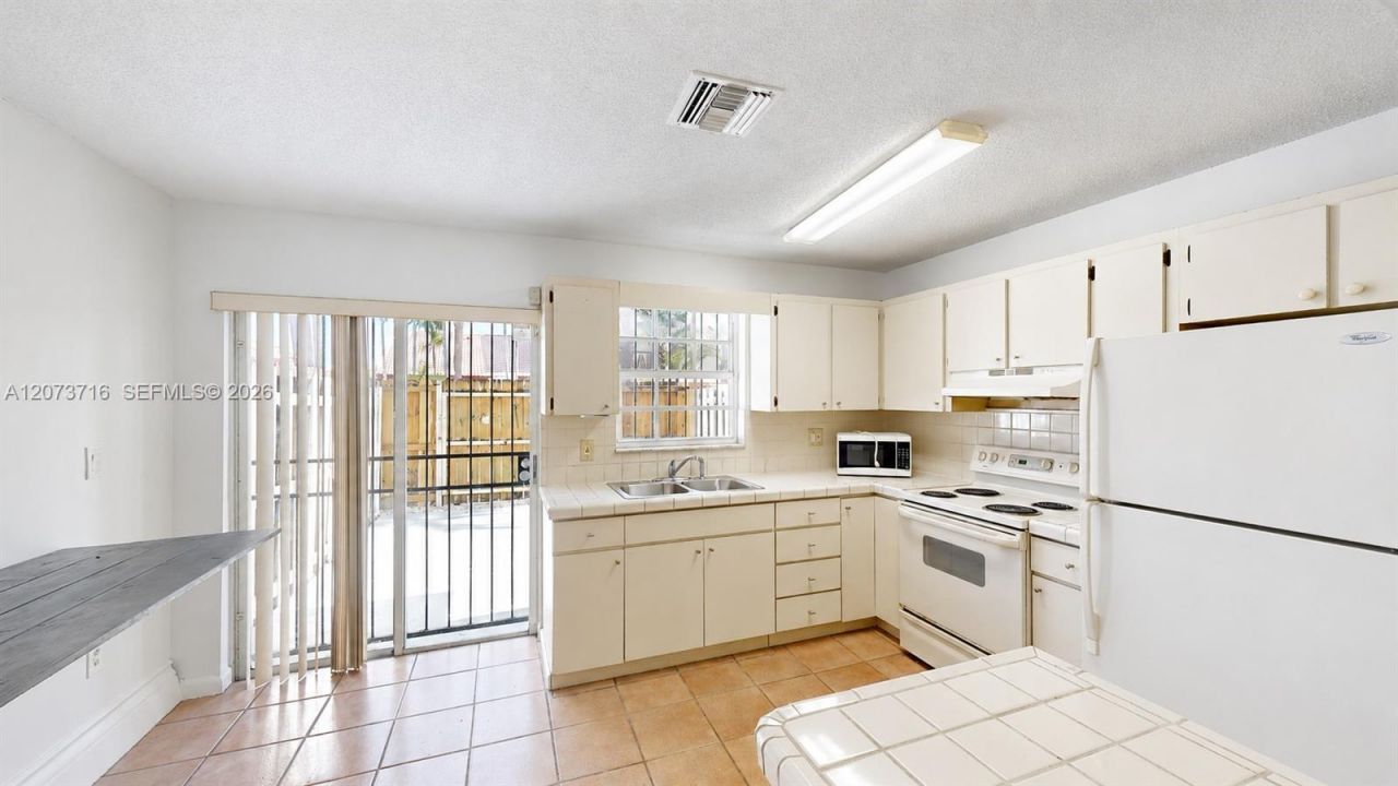 6415 SW 129th Pl , Unit 2403, Miami, FL 33183 Photo
