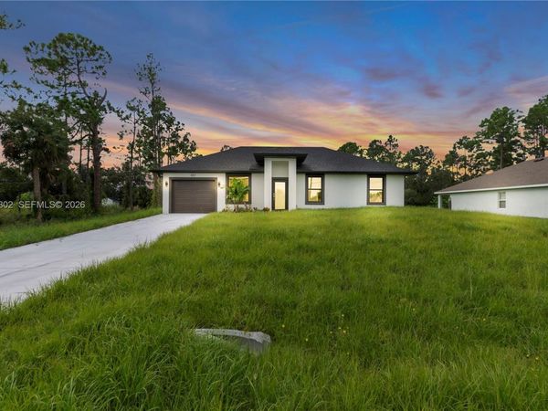 457 Woodman DR , Lehigh Acres, FL 33972