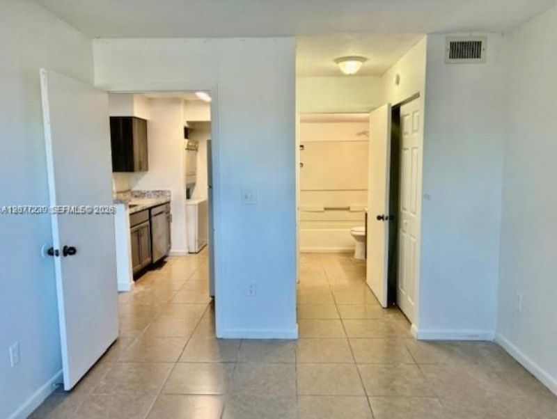 15221 SW 80th St, Unit 306, Miami, FL 33193 Photo