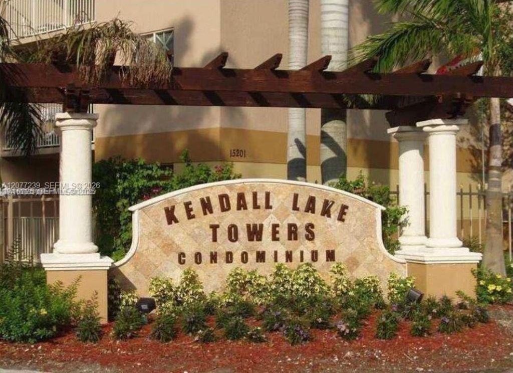 15221 SW 80th St, Unit 306, Miami, FL 33193 Photo
