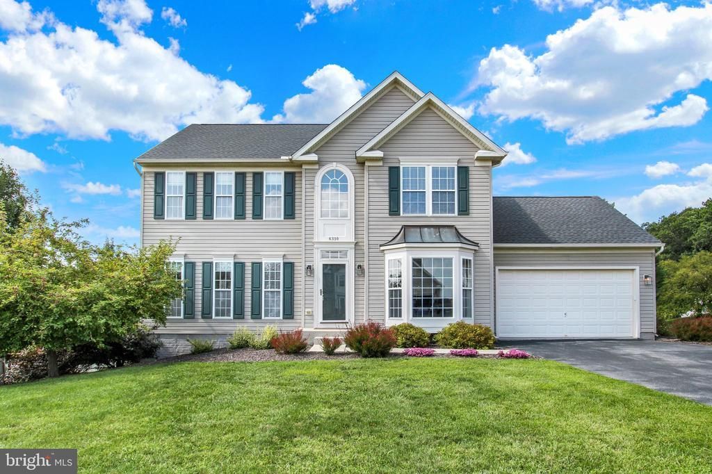 6310 LAUREN LANE , SPRING GROVE, PA 17362