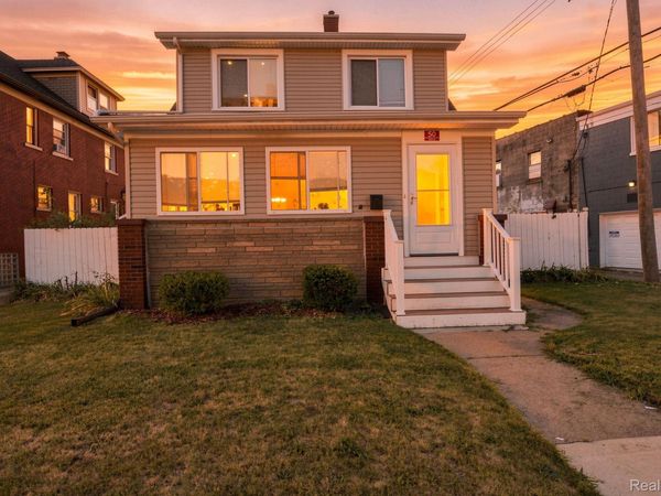 50 Elm Street, River Rouge, Mi 48218