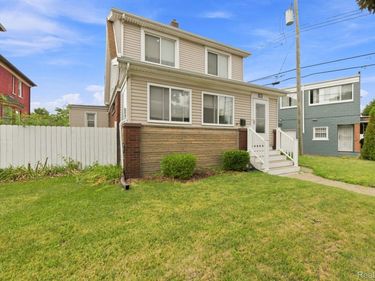 50 Elm Street, River Rouge, Mi 48218
