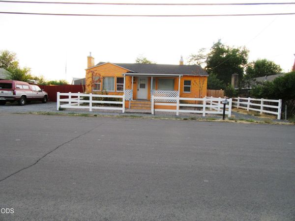 603 N East Street, Alturas, CA 96101