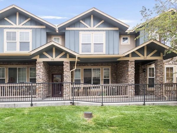 571 S Mobile Place , Aurora, CO 80017
