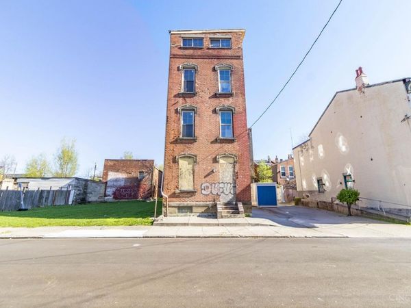 818 Livingston Street, Cincinnati, OH 45214