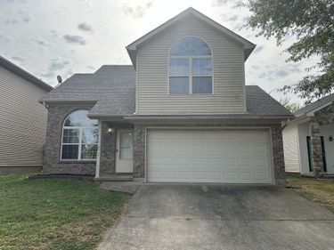 212 White Oak Trace, Lexington, KY 40511