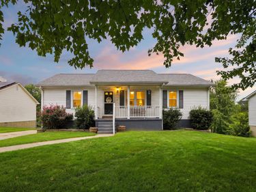 110 Robbie Drive, Lawrenceburg, KY 40342