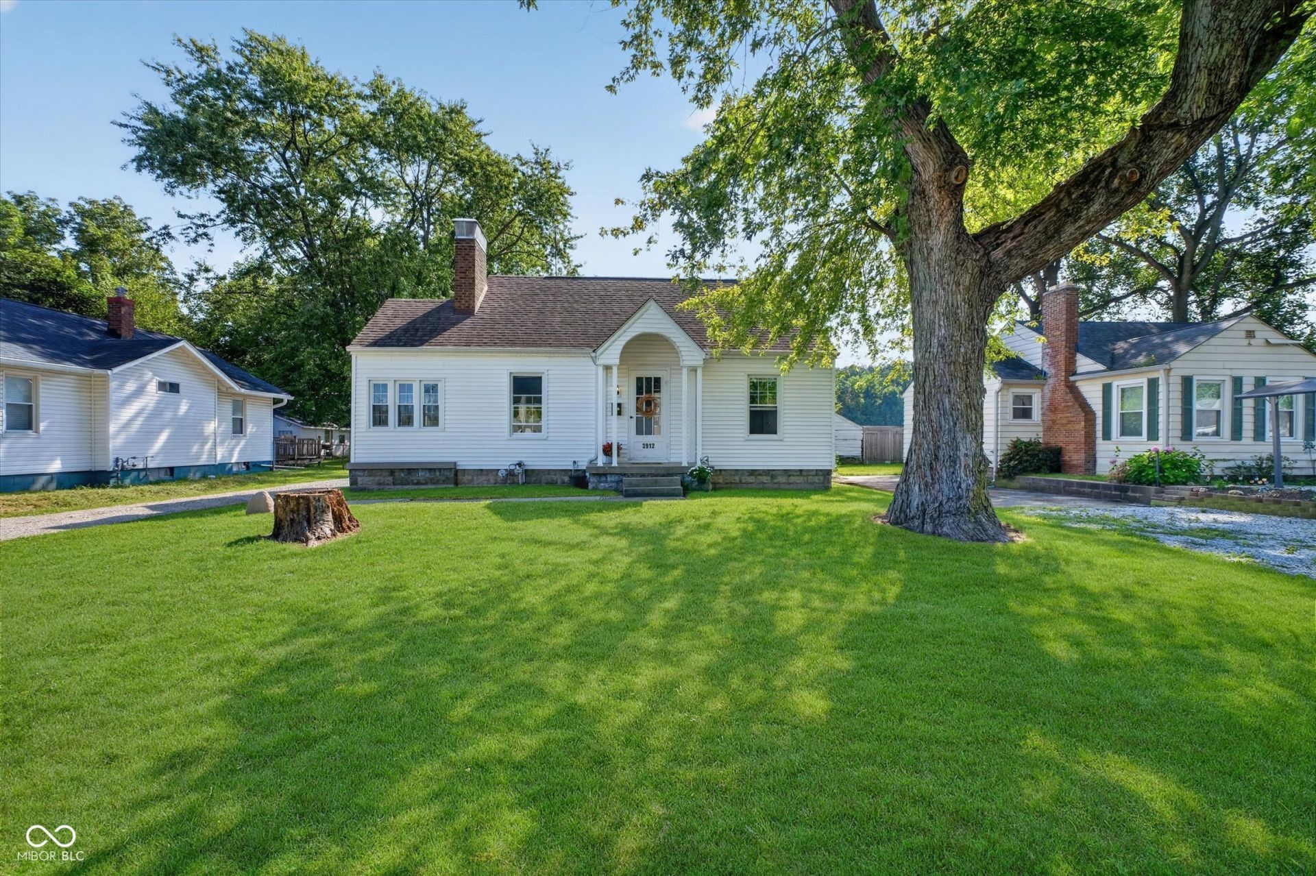 3912 Main Street, Anderson, IN 46013 Main Photo