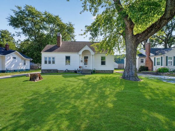 3912 Main Street, Anderson, IN 46013